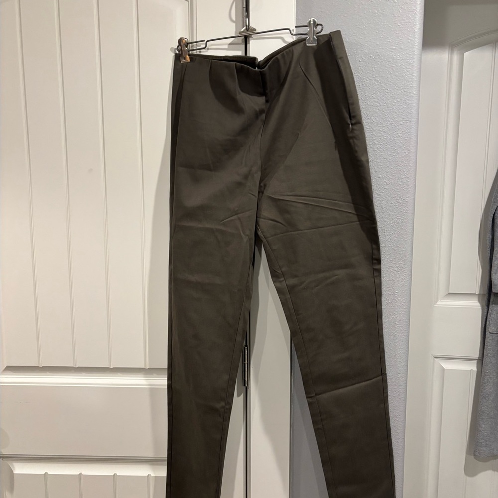 Brass Women's Classic Tan Straight Leg Pants
